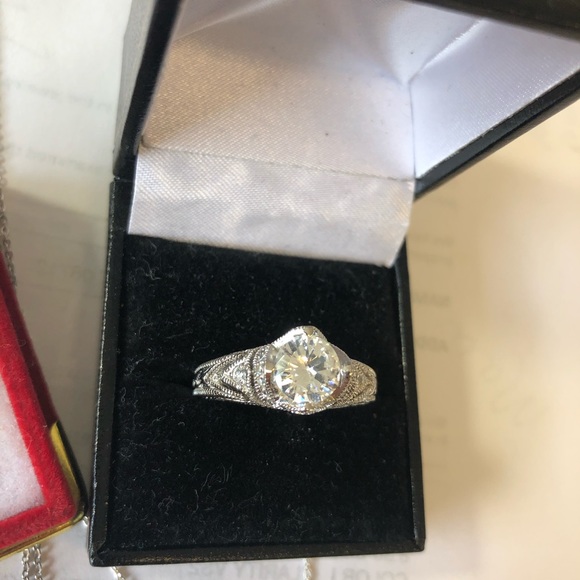 Sterling silver rings & pendants - Picture 5 of 6